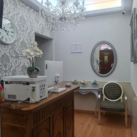 Hostal Salome Мадрид Екстериор снимка