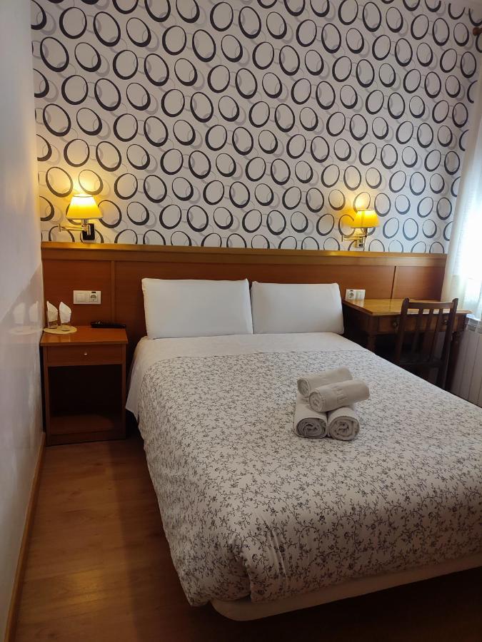 Hostal Salome Мадрид Екстериор снимка