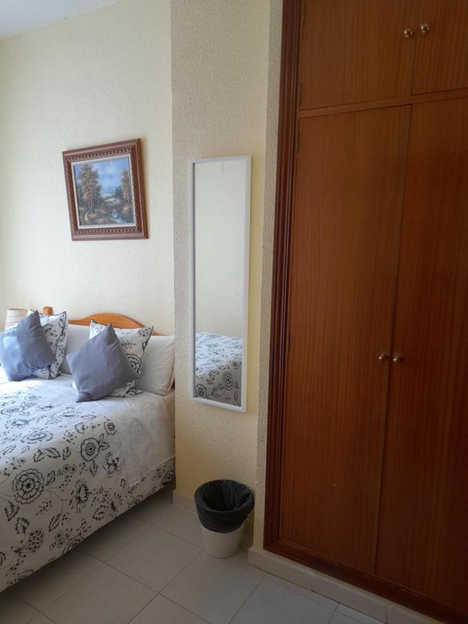 Hostal Salome Мадрид Екстериор снимка