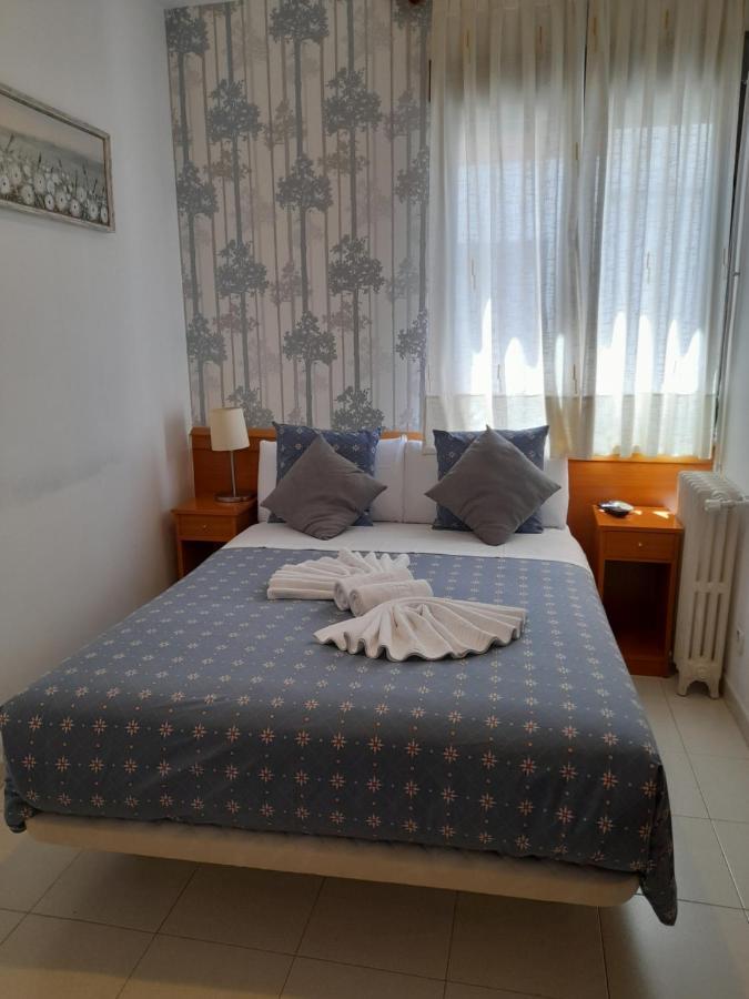 Hostal Salome Мадрид Екстериор снимка