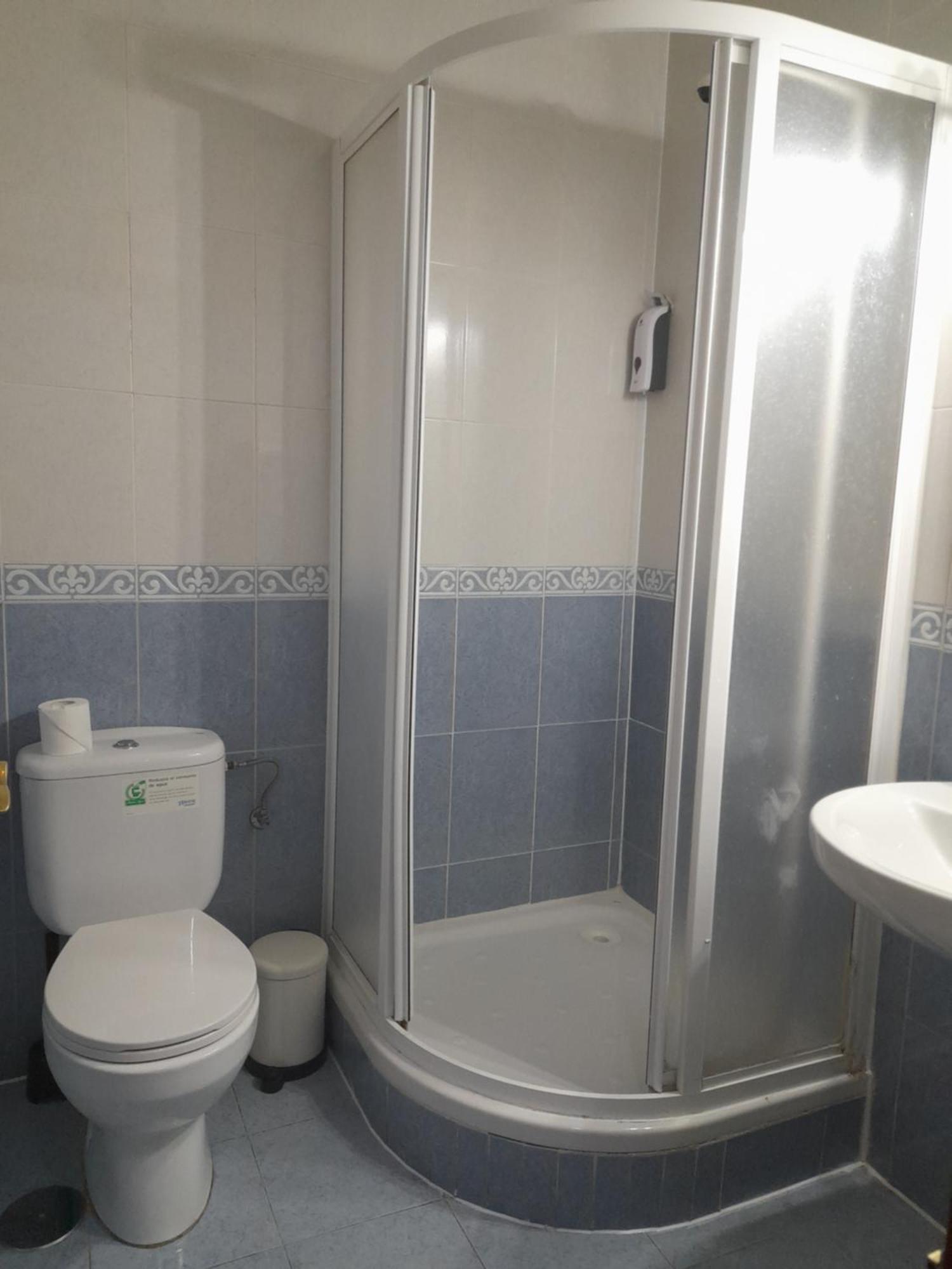 Hostal Salome Мадрид Екстериор снимка